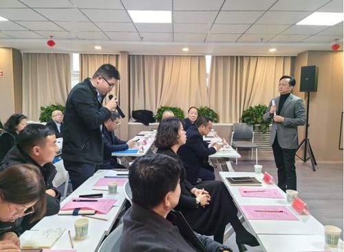 中亞貿(mào)易拓展咨詢會 為企業(yè)“走出去”注入新動能